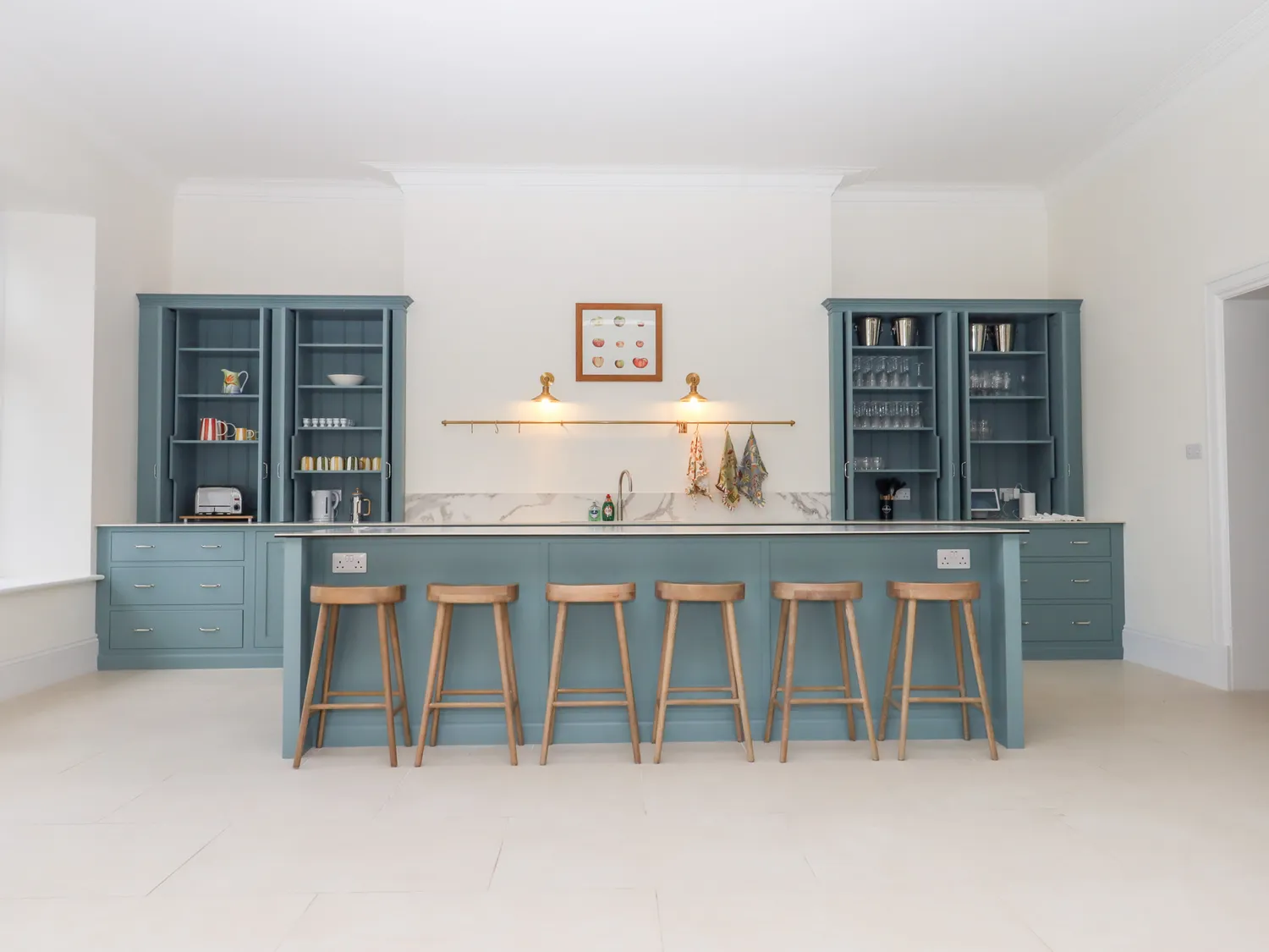 Spacious & modern open kitchen.